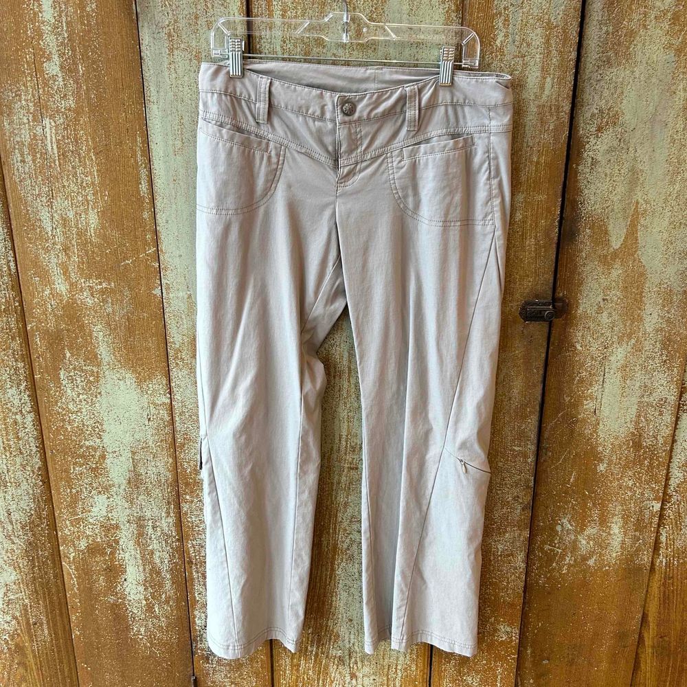 Athleta Women Tan Stretch Pockets Buttons Casual Capri Pants Size 8P